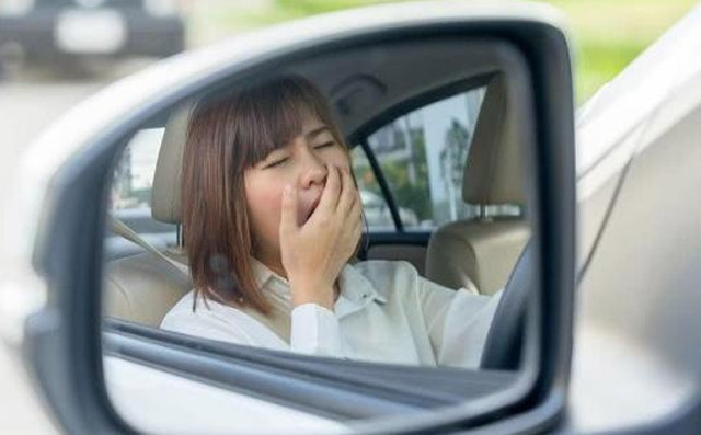 Como evitar que motoristas dirijam cansados