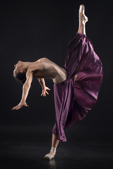 高尚力完美 欧美美女人体艺术舞蹈摄影照