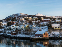 美丽的欧洲挪威小镇高清风景图片