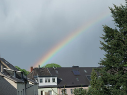 隐隐约约的双彩虹高清风景图片