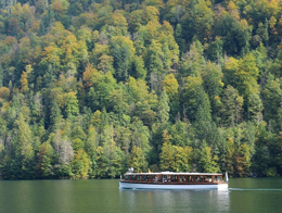 生态美丽的国王湖高清风景图片